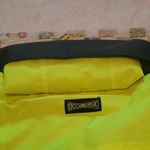 OccuNomix high Visibility Jacket - Picture 7 of 9